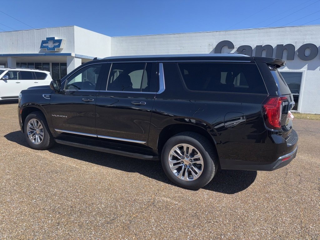 Used 2023 GMC Yukon XL SLT SUV