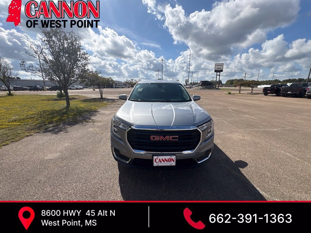 Used 2024 GMC Terrain SLE SUV
