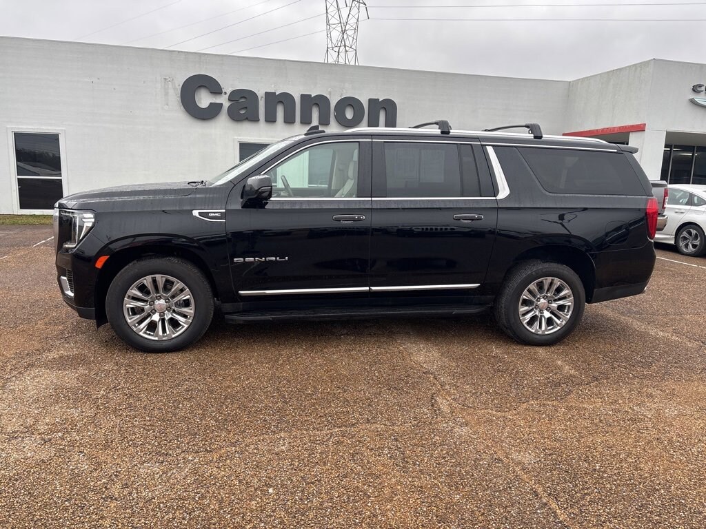 Used 2022 GMC Yukon XL Denali SUV