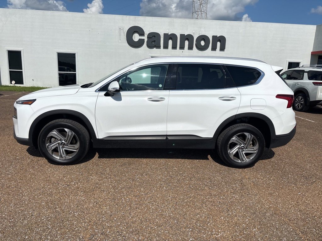 2023 Hyundai Santa Fe SEL photo 2
