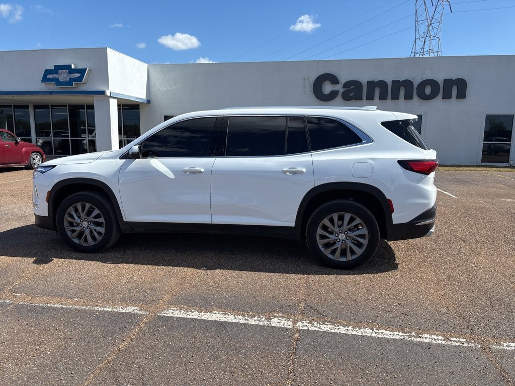 2025 Buick Enclave Preferred photo 3