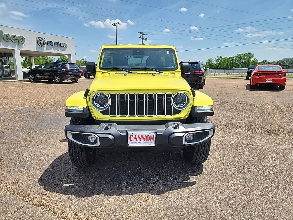 Used 2024 Jeep Wrangler 4-Door Sahara with VIN 1C4PJXEN5RW180949 for sale in West Point, MS