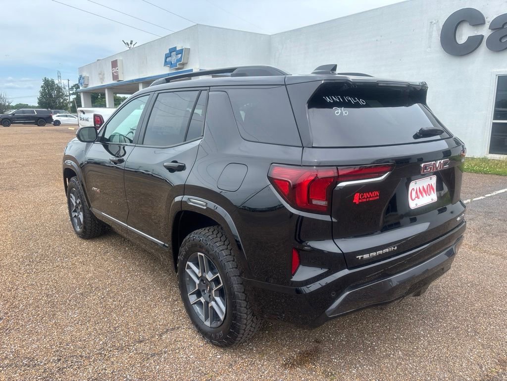 2026 GMC Terrain AT4 - Photo 10