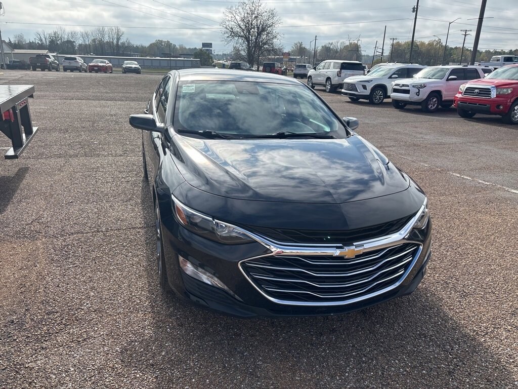 Used 2024 Chevrolet Malibu 1LT Sedan