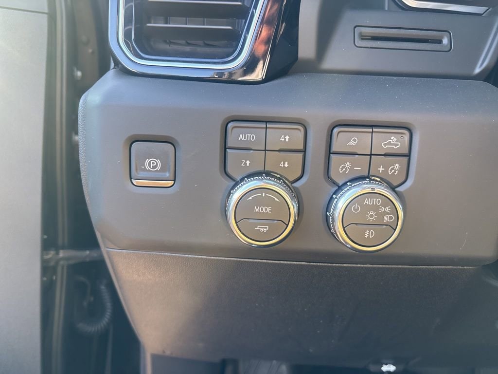 2026 GMC Sierra 2500HD Denali - Photo 14