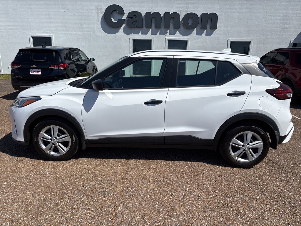 Used 2024 Nissan Kicks S with VIN 3N1CP5BV2RL481614 for sale in West Point, MS