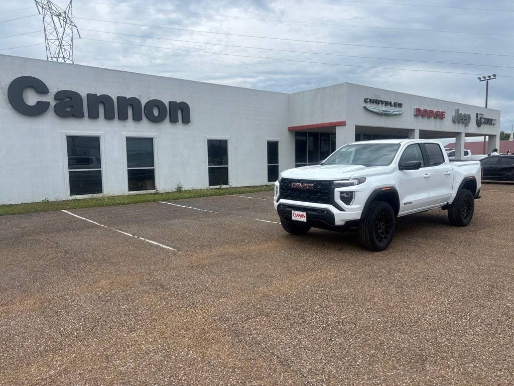 2026 GMC Canyon 2WD Elevation Crew Cab Short Box's photo