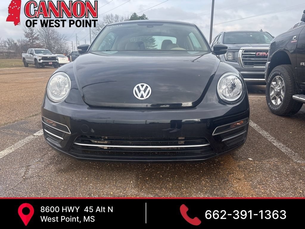 Used 2018 Volkswagen Beetle 2.0T SE Hatchback