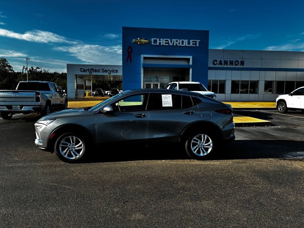 Used 2024 Buick Envista Preferred SUV