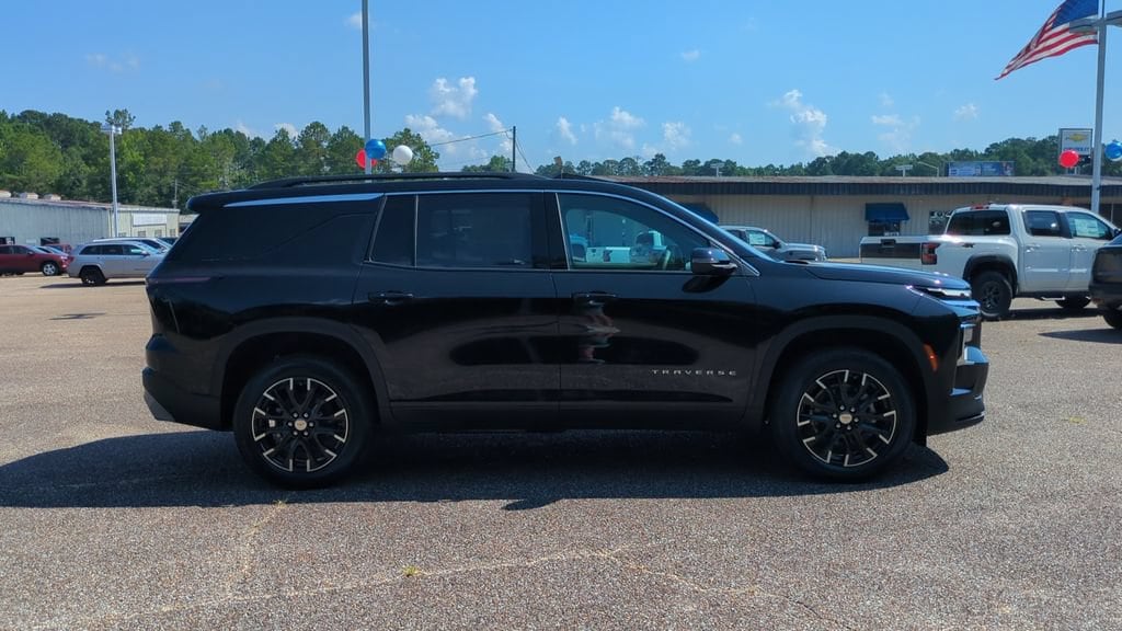 New 2026 Chevrolet Traverse LT SUV