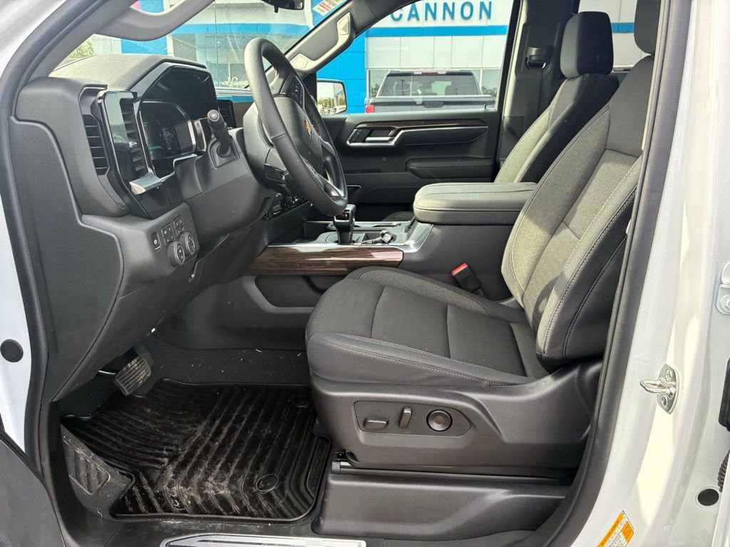 2026 Chevrolet Silverado 1500 LT - Photo 11