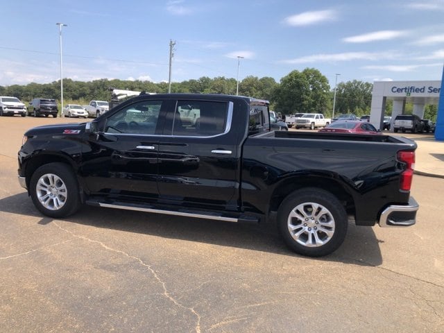 Used 2023 Chevrolet Silverado 1500 LTZ with VIN 2GCUDGED2P1136896 for sale in Greenwood, MS