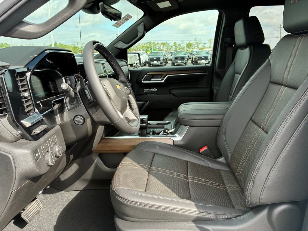 2026 Chevrolet Silverado 1500 High Country - Photo 13