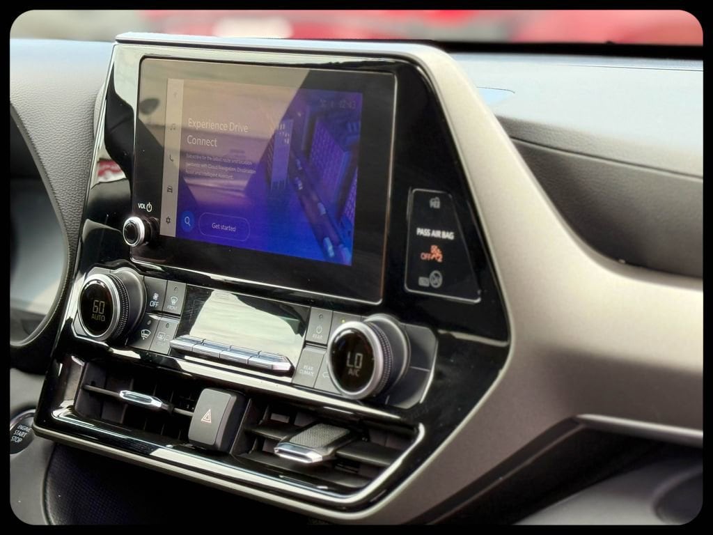 2024 Toyota Highlander LE - Photo 6