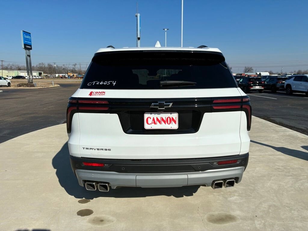 New 2026 Chevrolet Traverse LT SUV