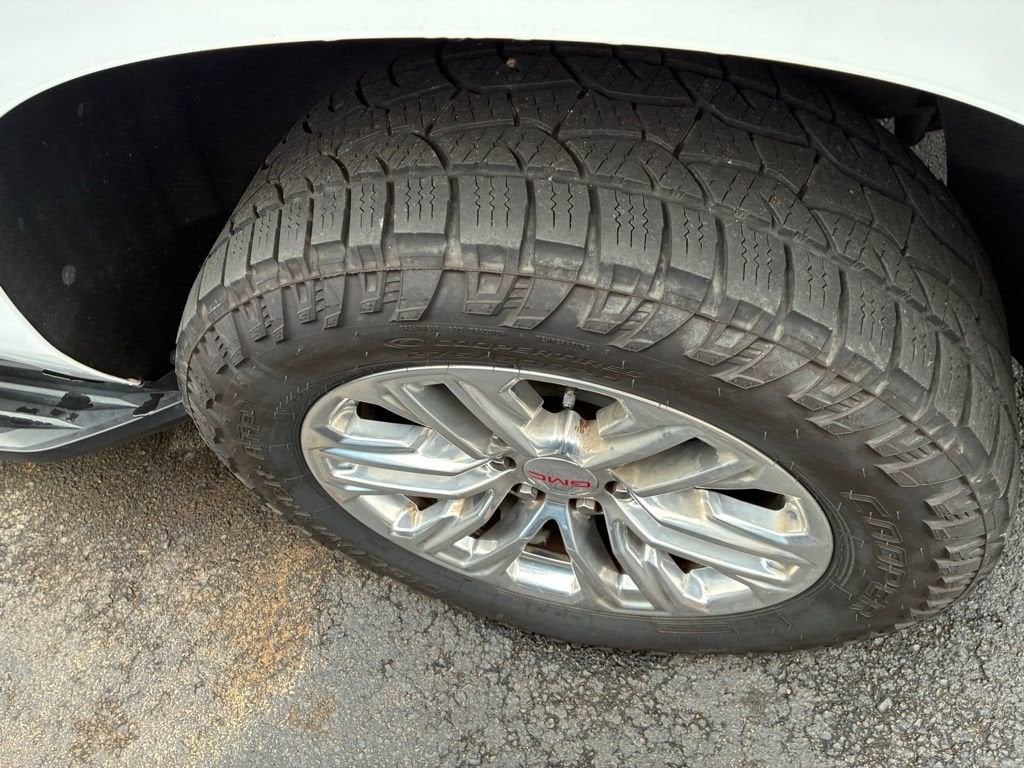 Used 2021 GMC Yukon XL SLT SUV