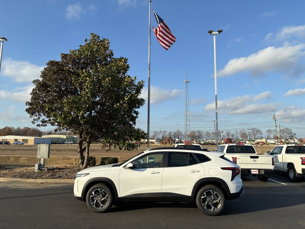 2026 Chevrolet Trax LT's photo