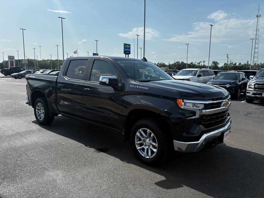 Used 2024 Chevrolet Silverado 1500 LT Truck