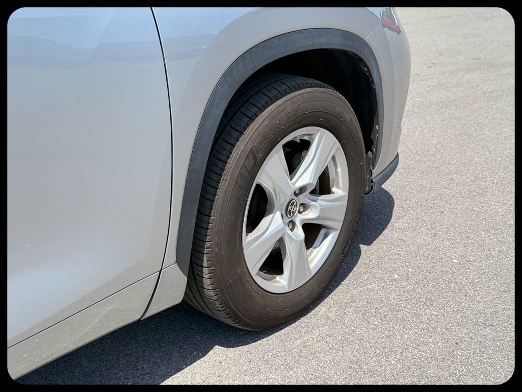 Used 2023 Toyota Highlander L