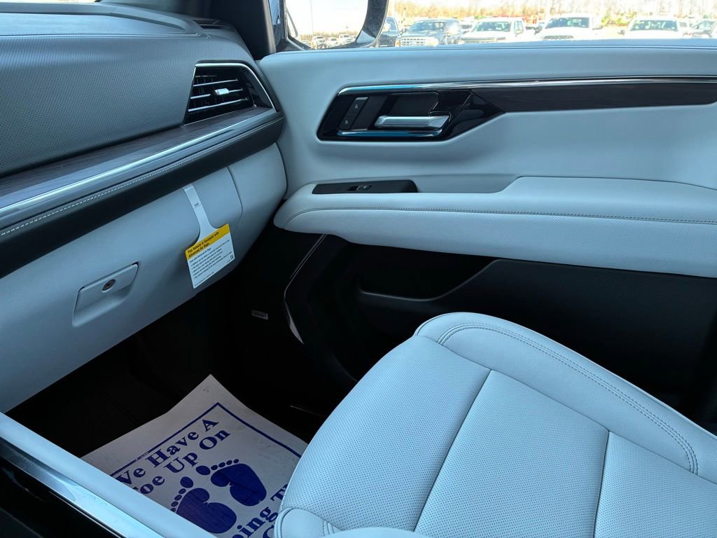 2026 Chevrolet Tahoe Premier - Photo 11
