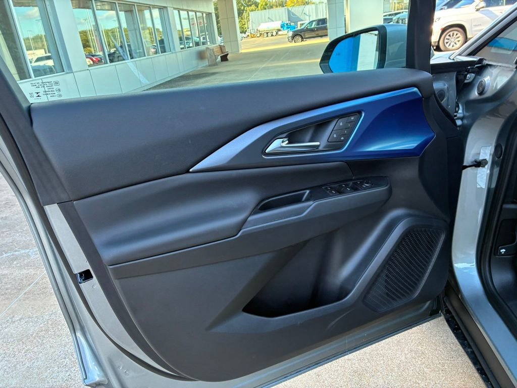 2026 Chevrolet Equinox EV 2LT - Photo 10