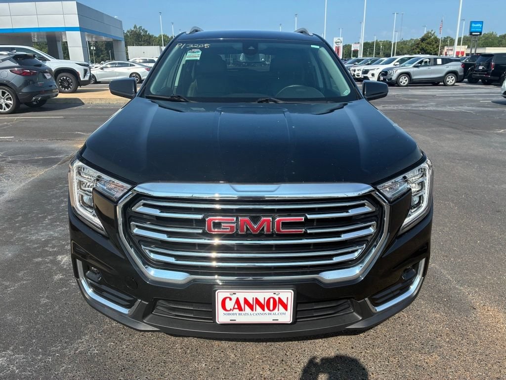 Used 2024 GMC Terrain SLT SUV