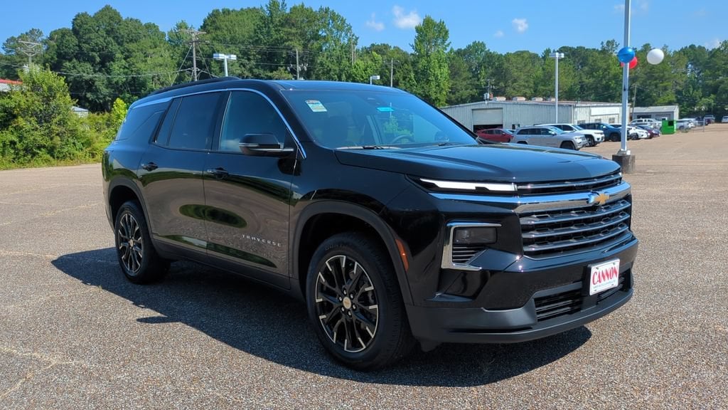 New 2026 Chevrolet Traverse LT SUV