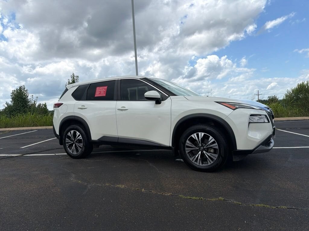 Used 2023 Nissan Rogue SV
