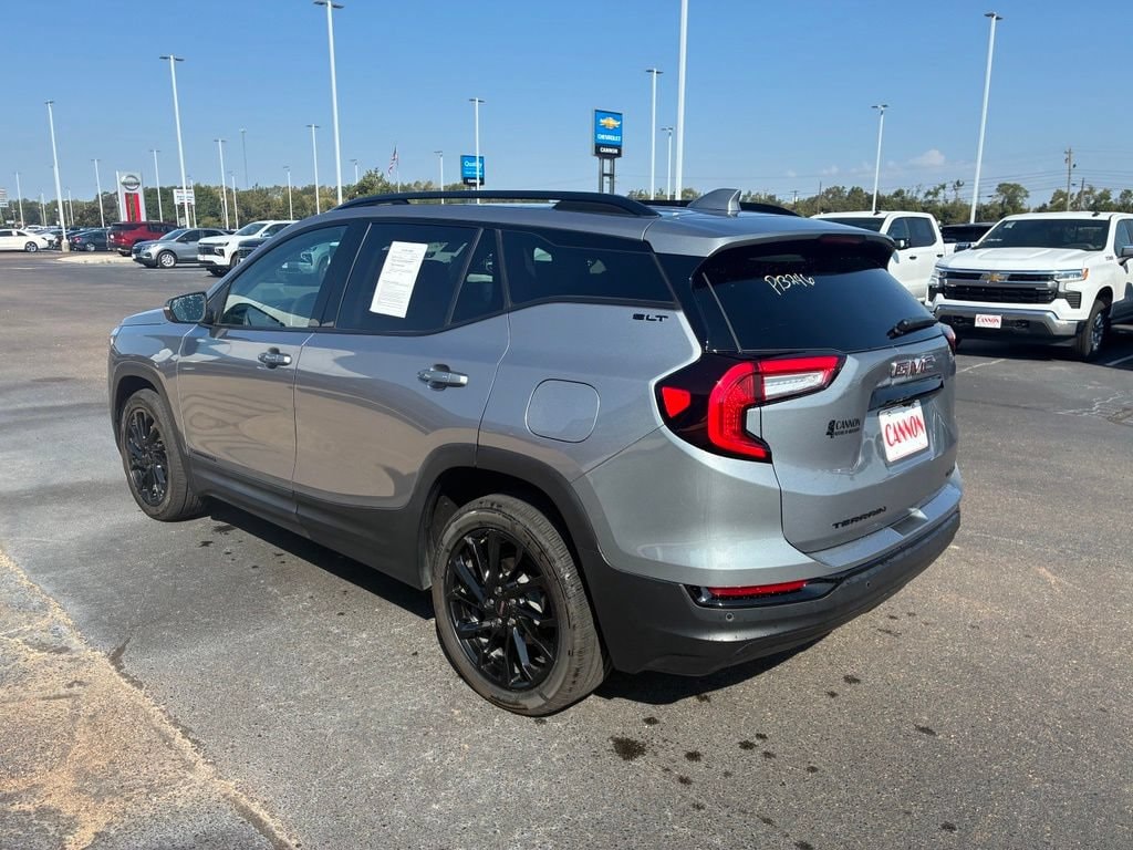 Used 2023 GMC Terrain SLT SUV