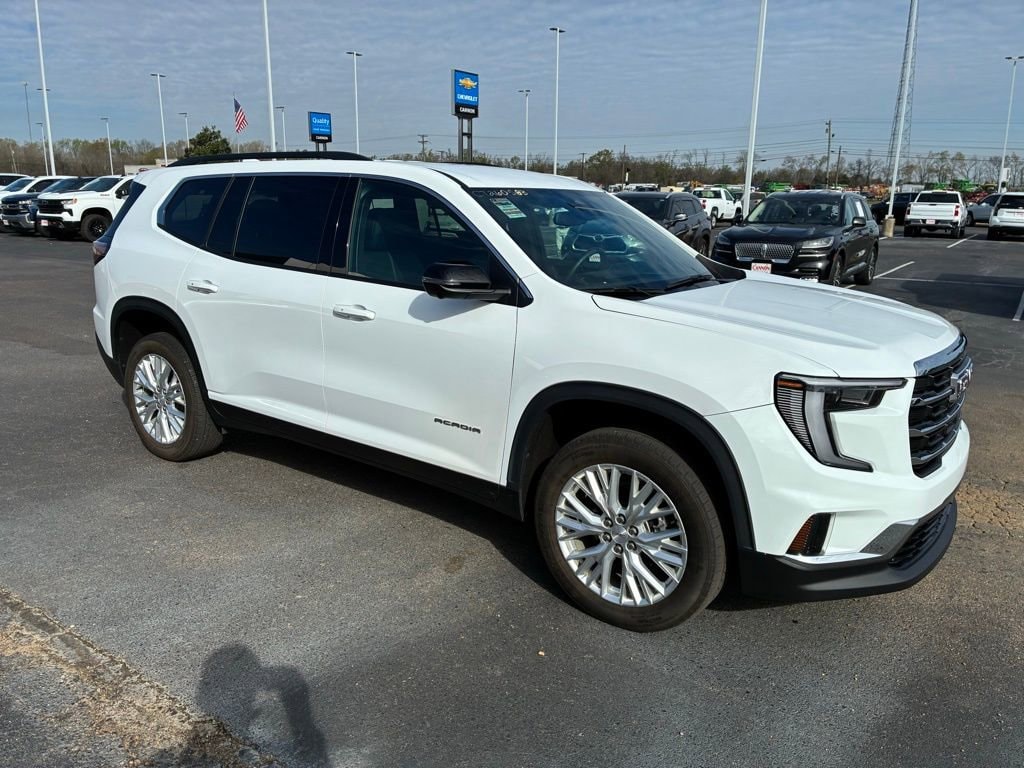 Used 2024 GMC Acadia Elevation SUV