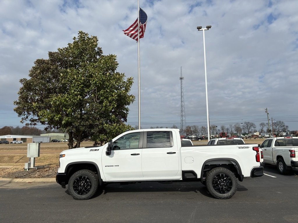 2026 Chevrolet Silverado 2500HD LT's photo