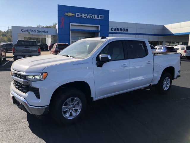 2025 Chevrolet Silverado 1500 LT's photo