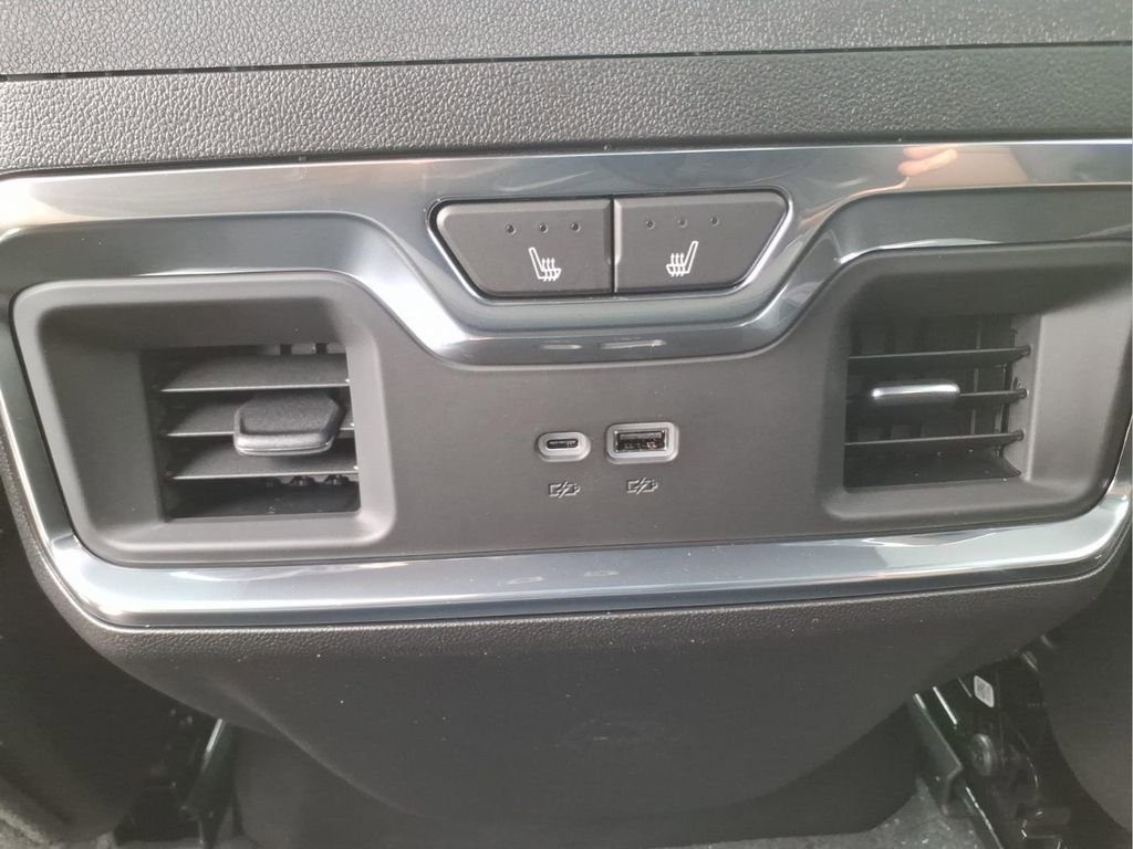 2026 Chevrolet Silverado 2500 HD High Country - Photo 12