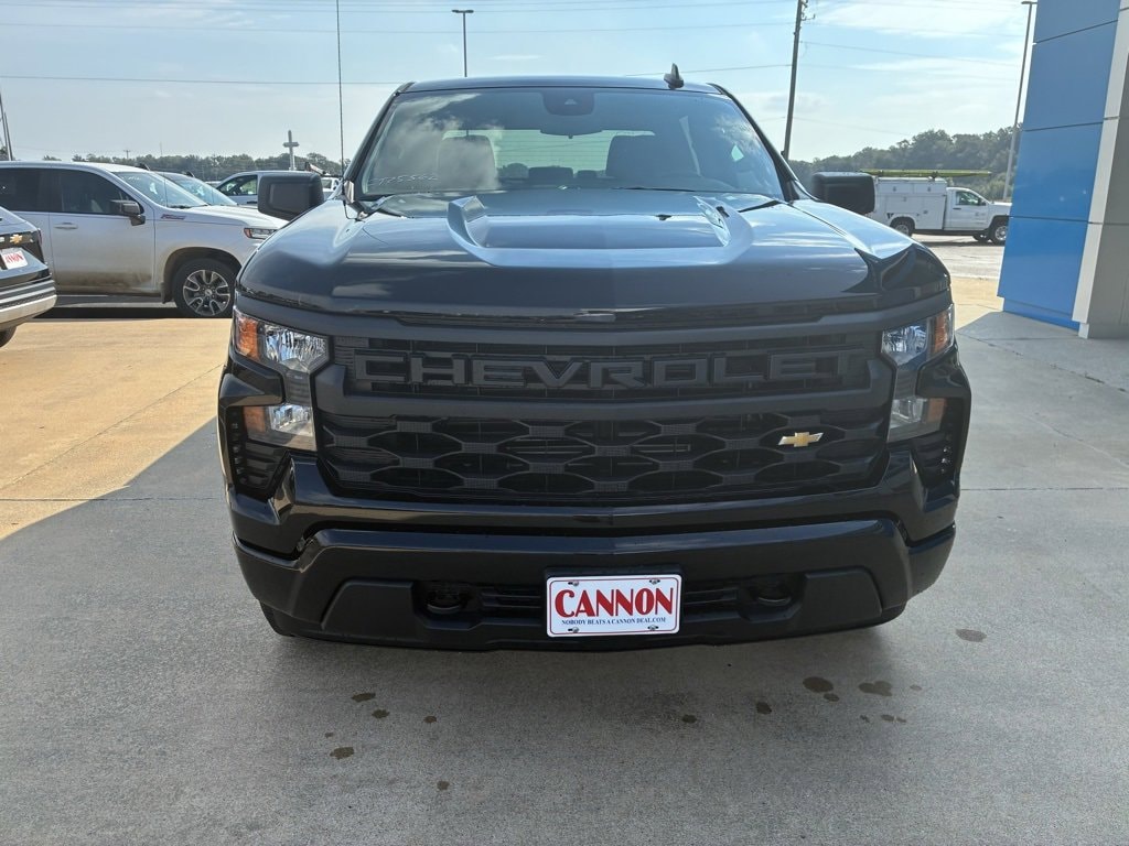 New 2025 Chevrolet Silverado 1500 Custom Truck
