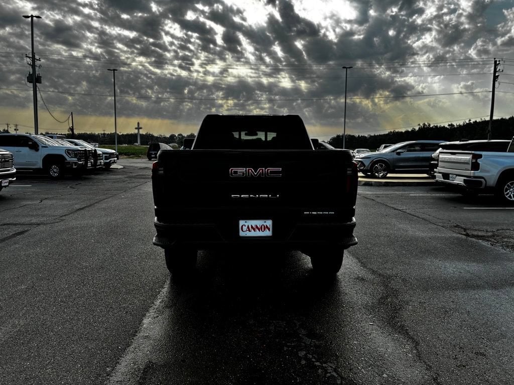 Used 2024 GMC Sierra 2500 HD Denali Truck