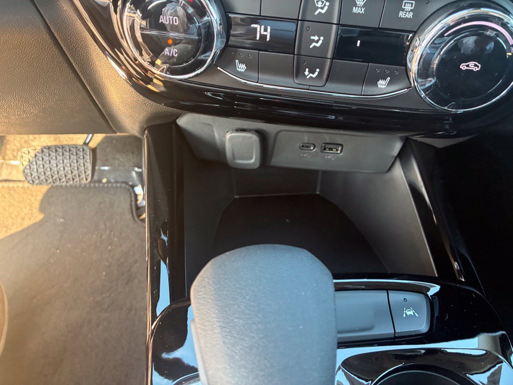 2026 Chevrolet Trax Activ - Photo 13