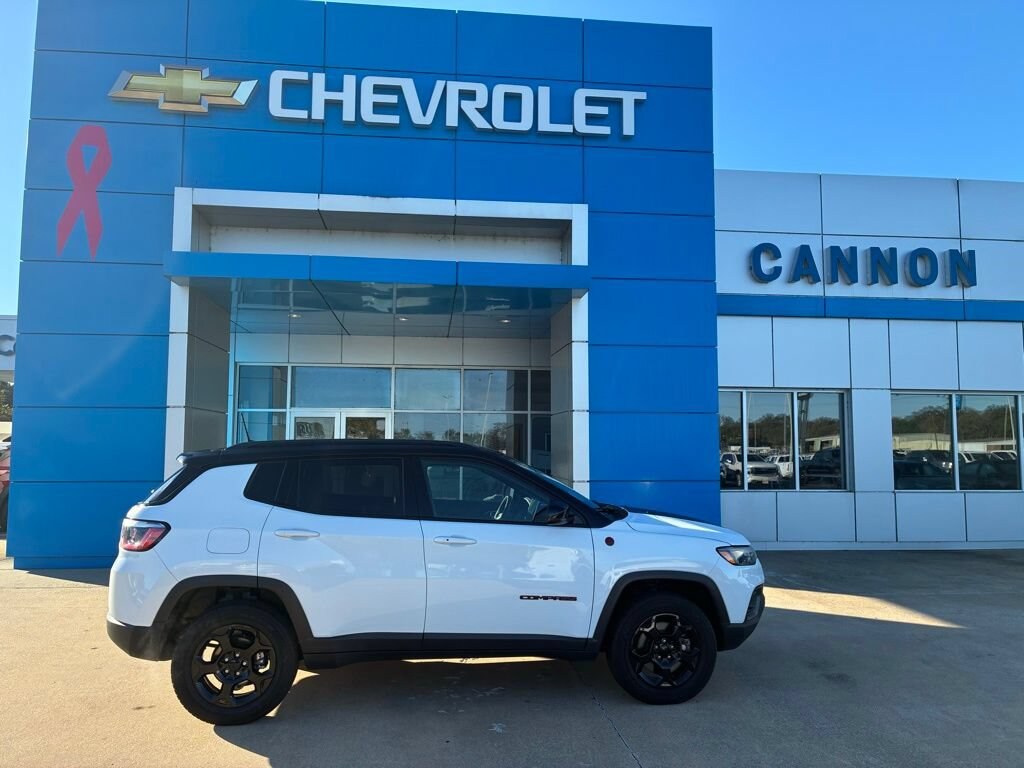 Used 2023 Jeep Compass Trailhawk
