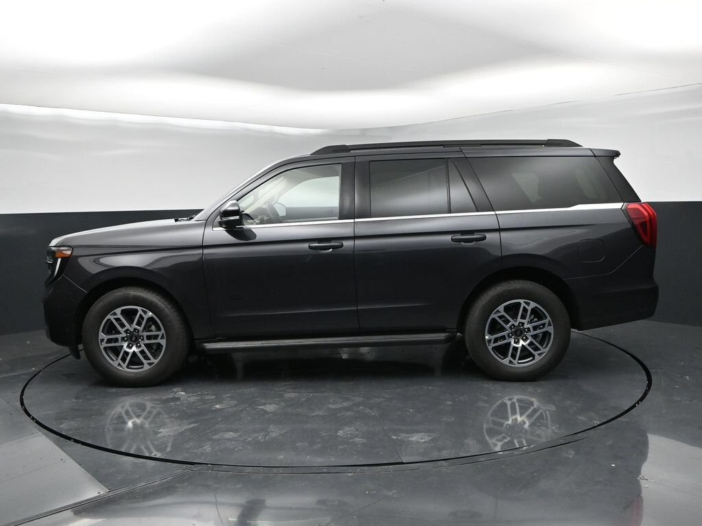 Used 2025 Ford Expedition Active