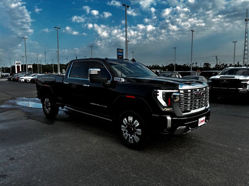 Used 2024 GMC Sierra 2500 HD Denali Truck