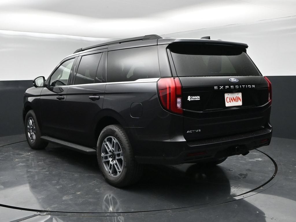 Used 2025 Ford Expedition Active
