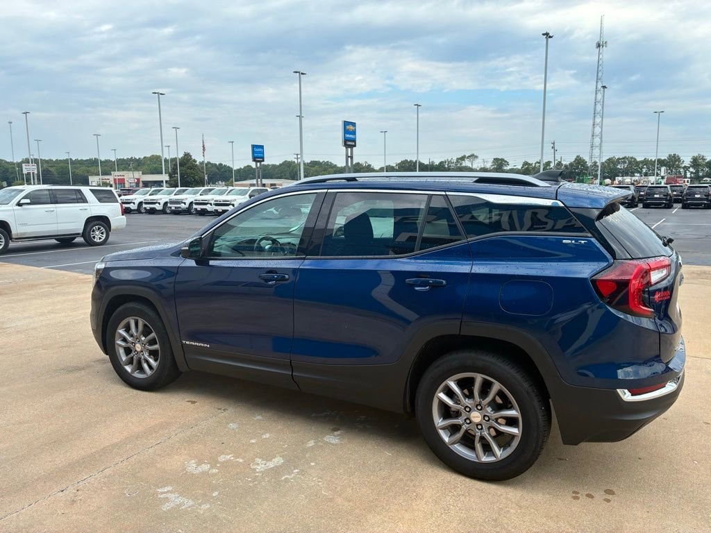 Used 2023 GMC Terrain SLT SUV