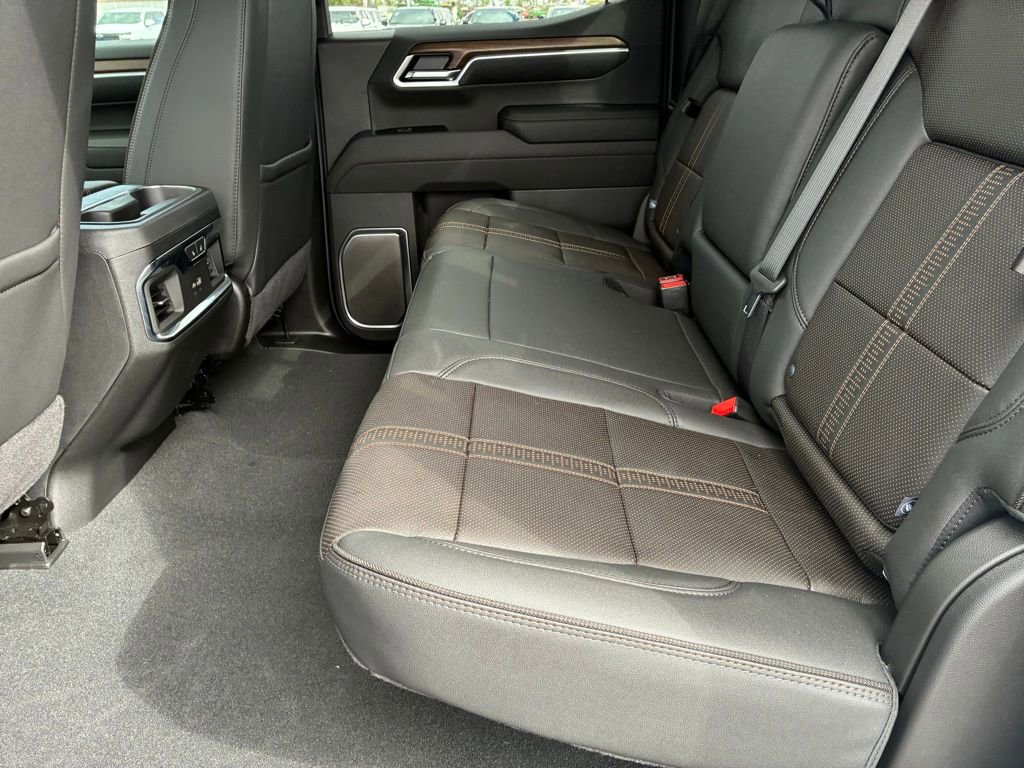 2026 Chevrolet Silverado 1500 High Country - Photo 19