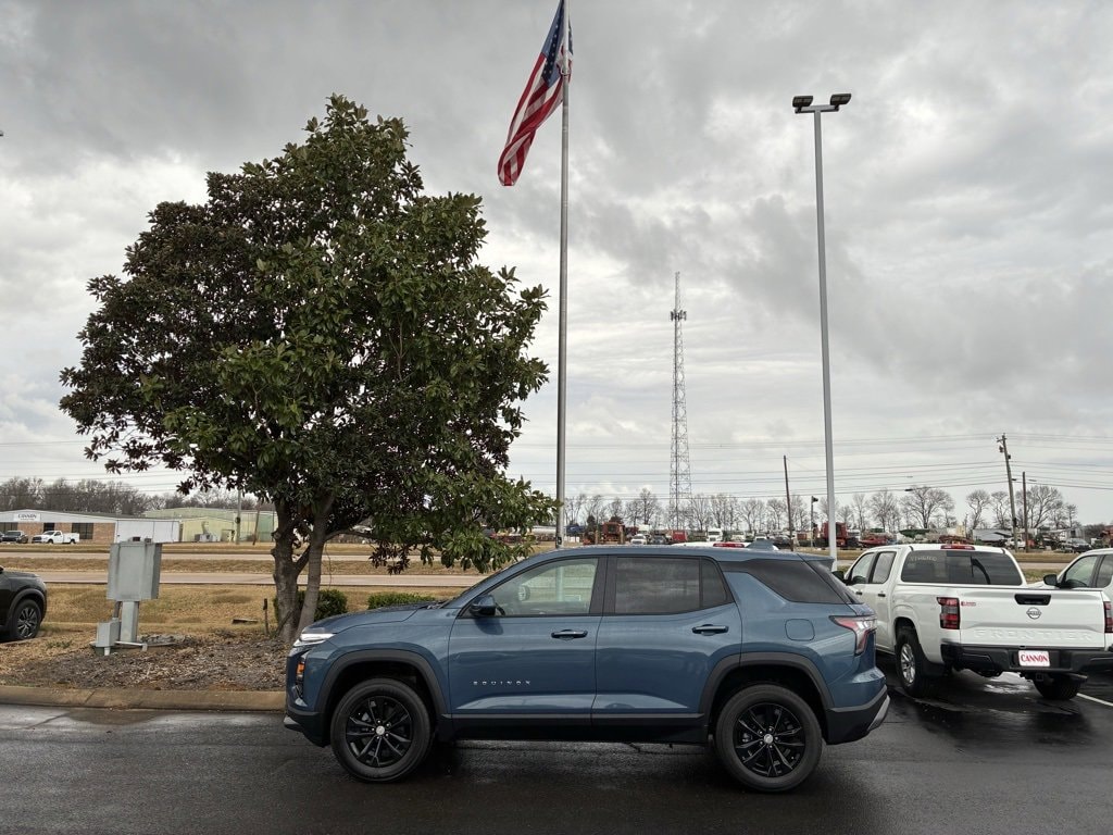 2026 Chevrolet Equinox LT's photo
