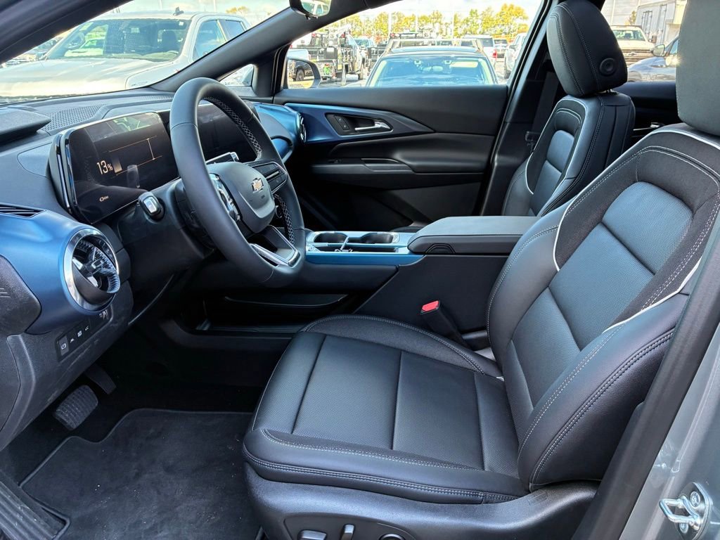 2026 Chevrolet Equinox EV 2LT - Photo 11