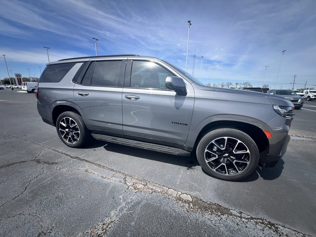 2021 Chevrolet Tahoe RST photo 3