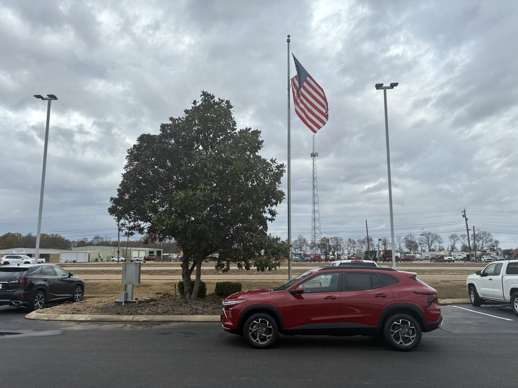 2026 Chevrolet Trax LT's photo