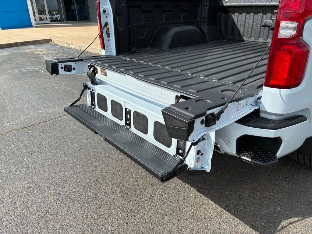 2026 Chevrolet Silverado 1500 High Country - Photo 12
