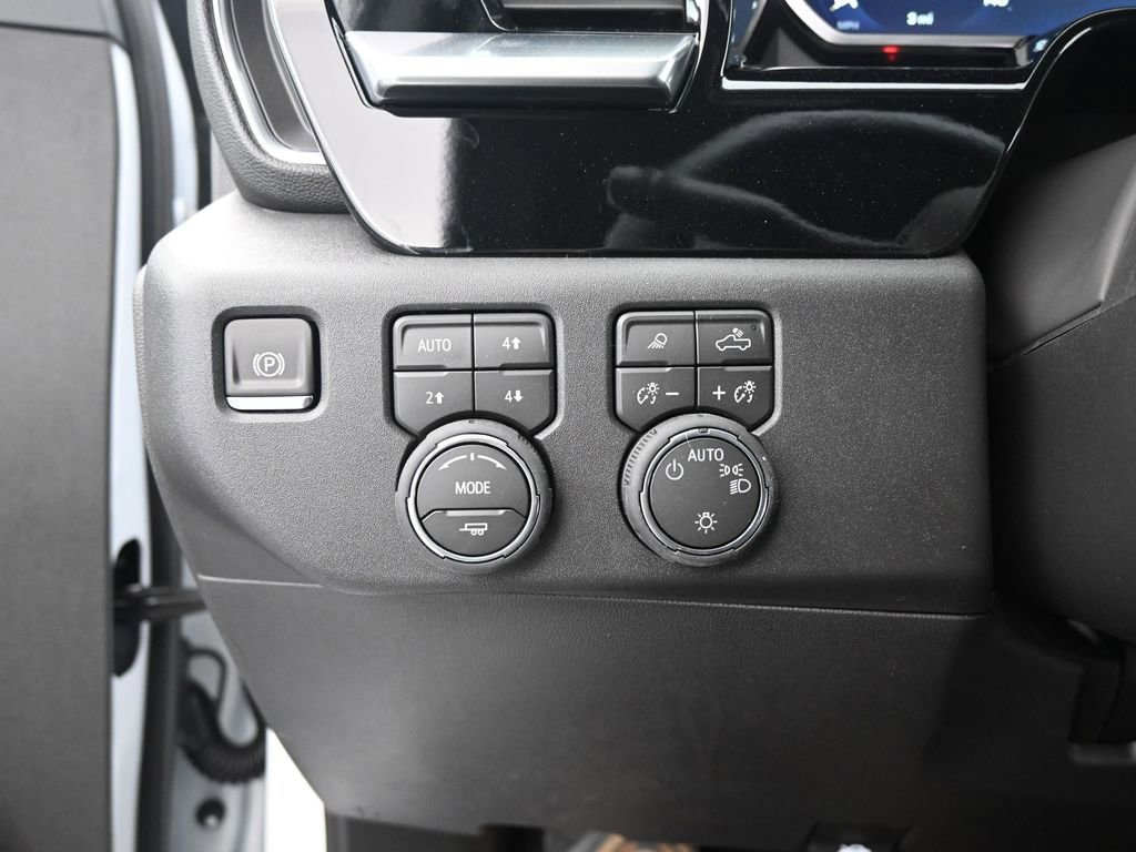 2026 Chevrolet Silverado 1500 LT - Photo 17