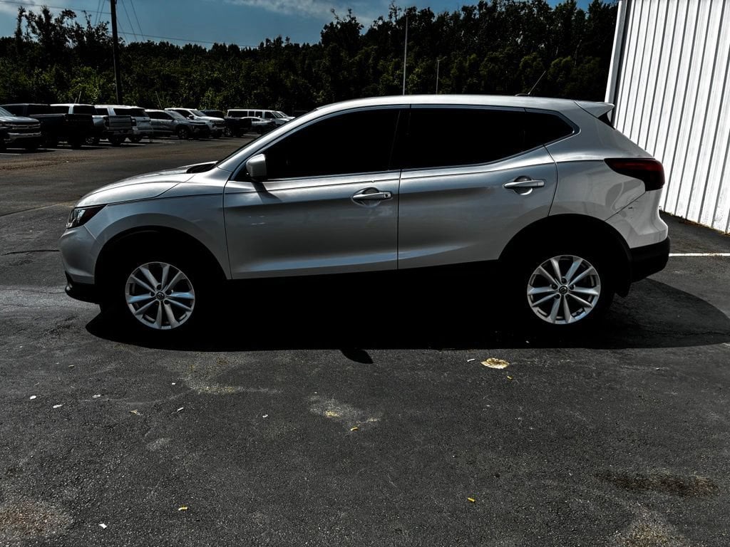 Used 2019 Nissan Rogue Sport S with VIN JN1BJ1CP4KW228428 for sale in Greenwood, MS