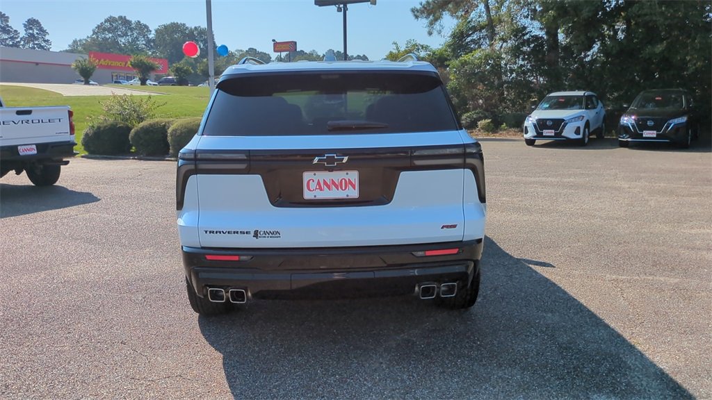 2026 Chevrolet Traverse RS photo 3